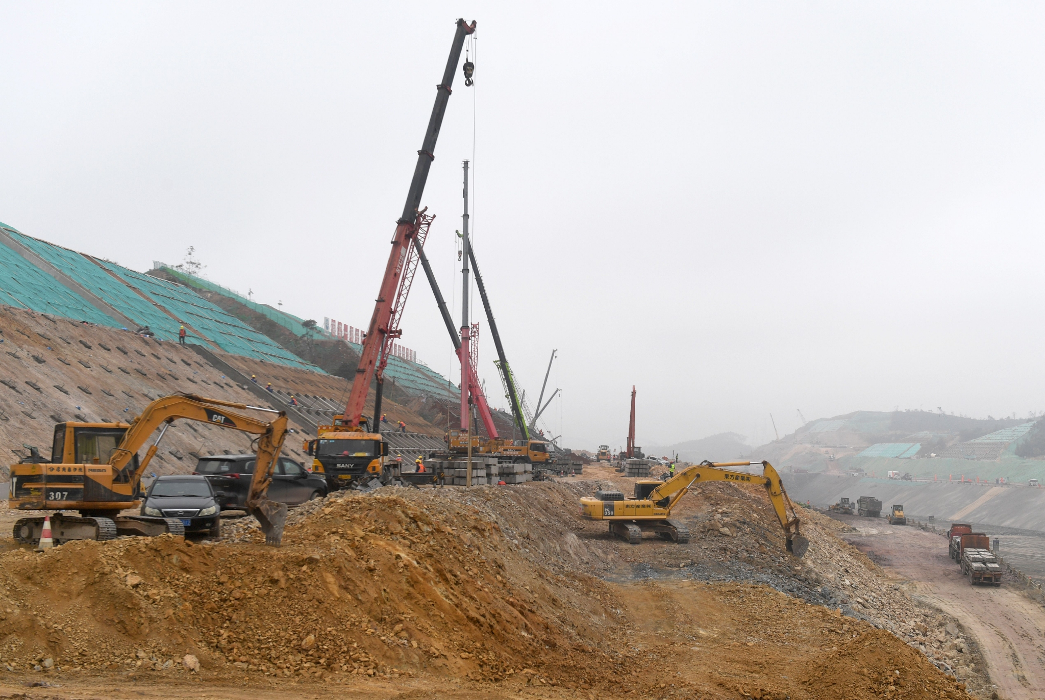 广西:平陆运河建设忙|广西|新华社|工程车辆_新浪新闻