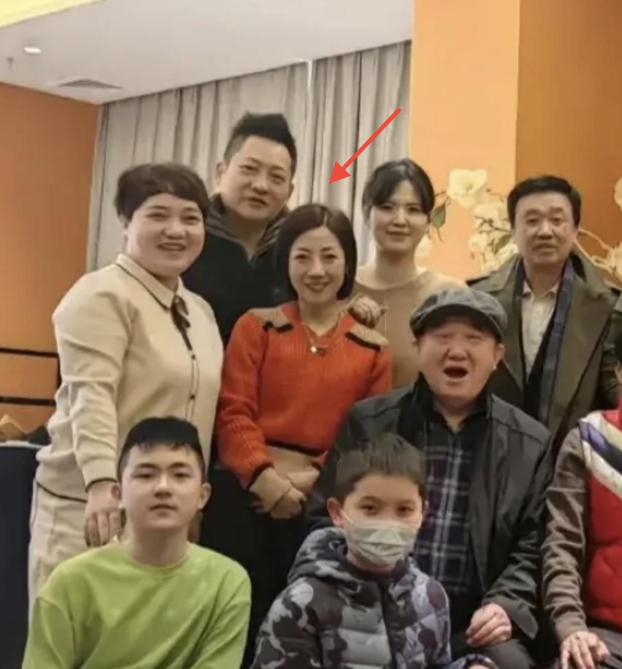 混血龙凤胎正脸太可爱,亲妹妹颜值高似明星|撒贝宁|全家福|龙凤胎