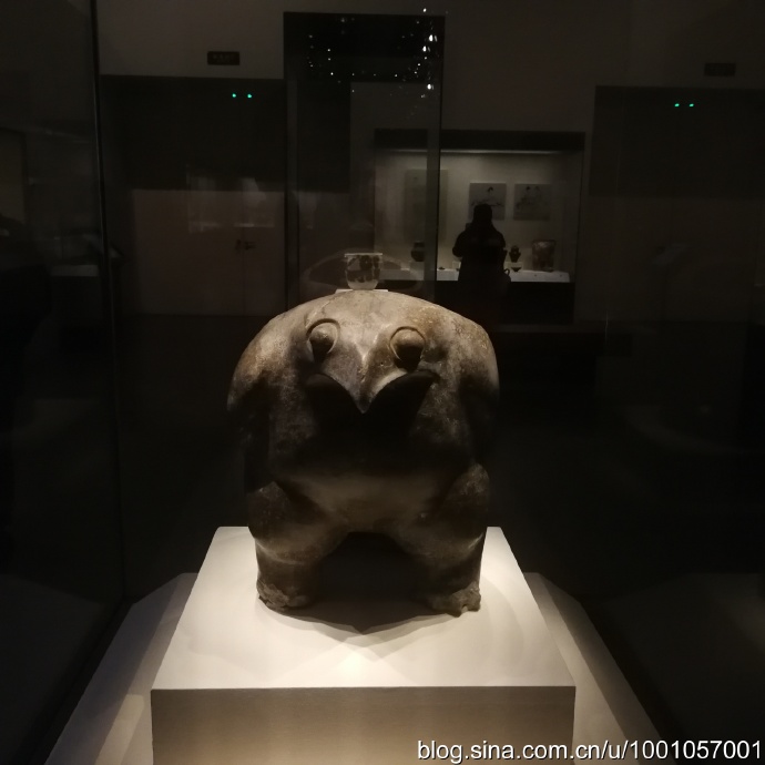 北京瞬间(4877):远古时期艺术珍品鹰形陶鼎|国家博物馆|文物|北京市_新浪新闻