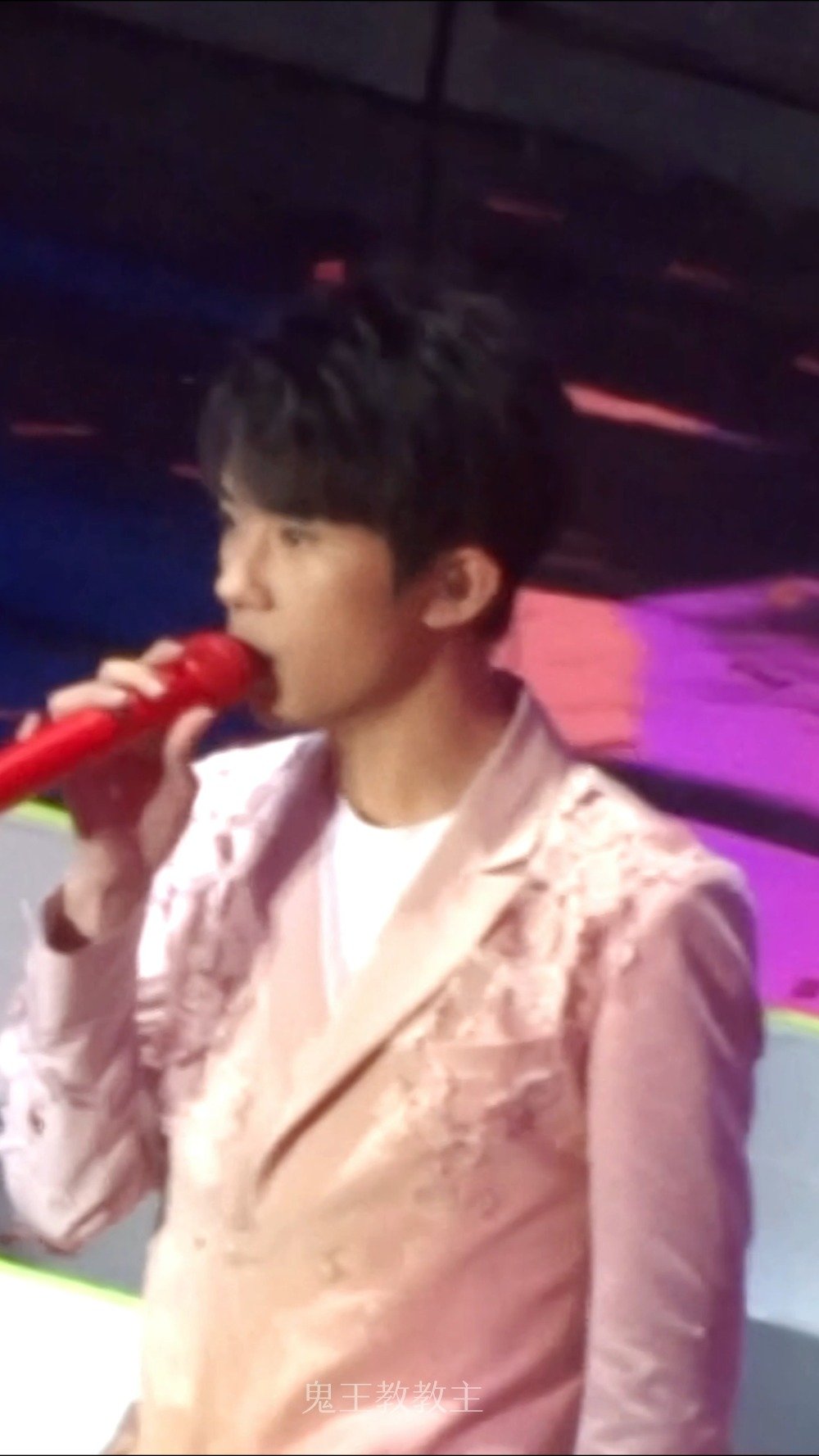 鸟姐的合唱一直是NO.1 感觉时间过去太久……_新浪新闻