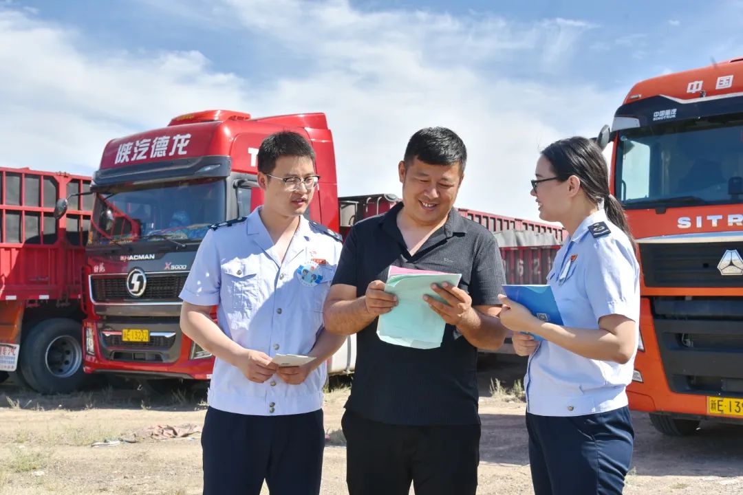 奔走相告（博益集团董事长）博兴益建庆，(图1)