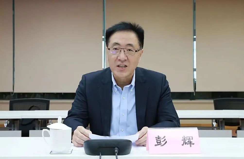 4300亿中国中免,董事长换人|中国中免|李玉刚|上海机场_手机新浪网