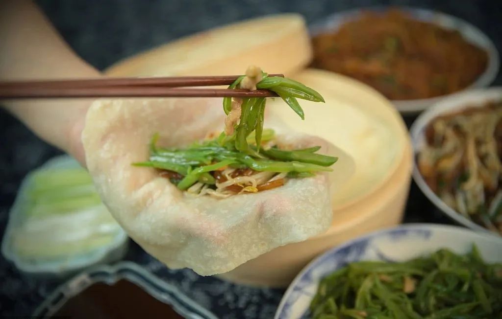 北方吃春饼,南方吃春卷我国民间一项重要习俗就是"咬春"立春这天2061