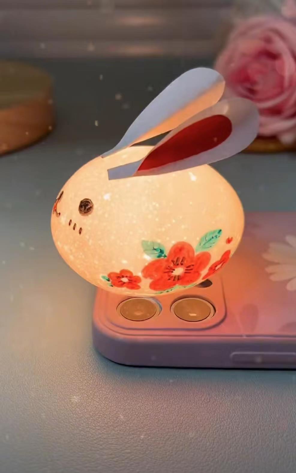 用鸡蛋壳做出好看的兔子灯(网友:秒懂创意)