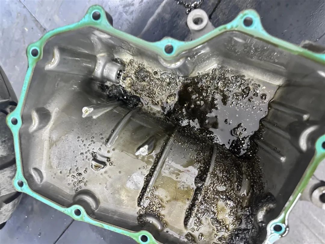 &ldquo;女子摩托车发动机被加白糖&rdquo;，警方回应！