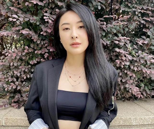 港媒评TVB新“五小花旦”!争议女星陈滢领衔,仨高颜值港姐在列