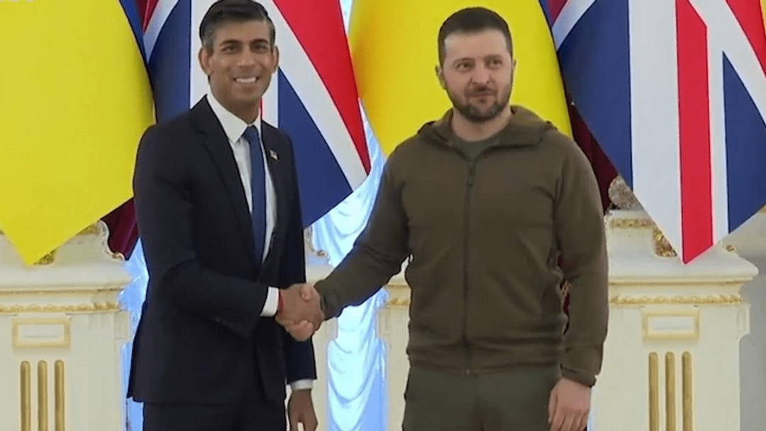 苏纳克（左）与泽连斯基 资料图
