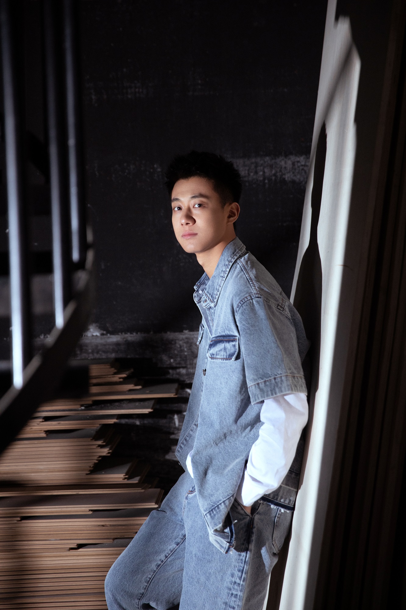 电影《绝地追击》定档0407 高至霆寸头造型酷帅吸睛|绝地追击|邱礼涛