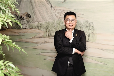 董事长贾国龙 西贝餐饮创始人,董事长周延龙 中国全聚德集团总经理