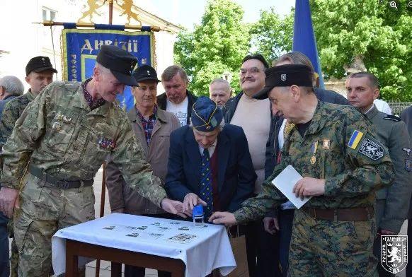 明查|乌克兰发行"武装党卫军加西利亚师"纪念邮票?