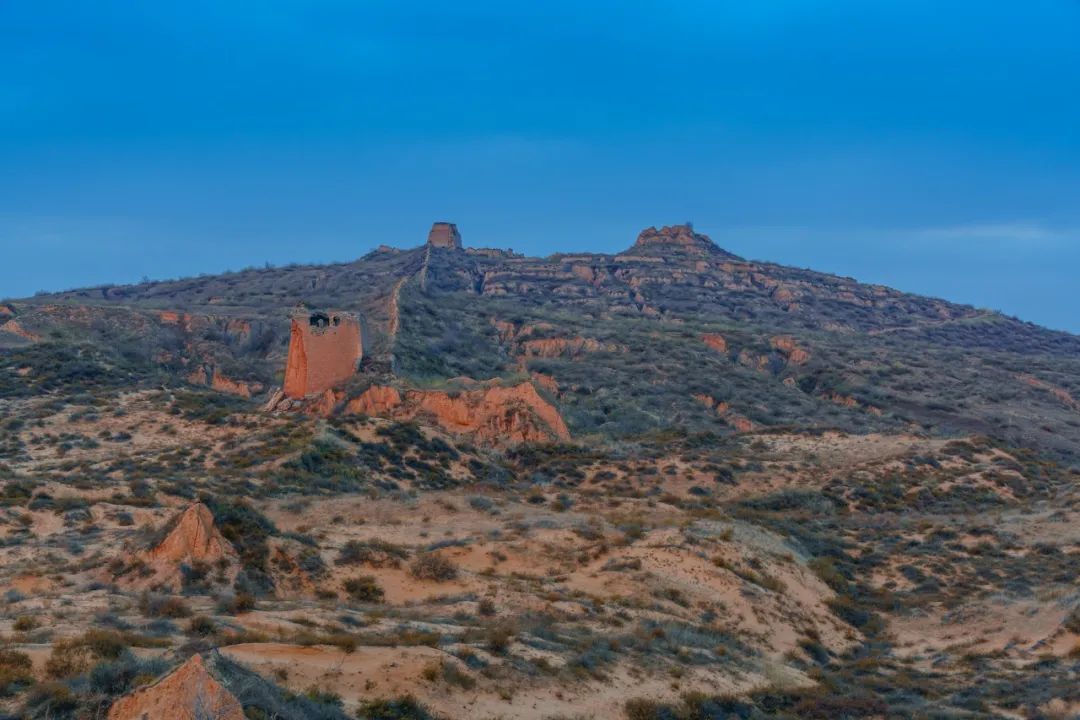 陕西榆林市的秦长城./图虫创意