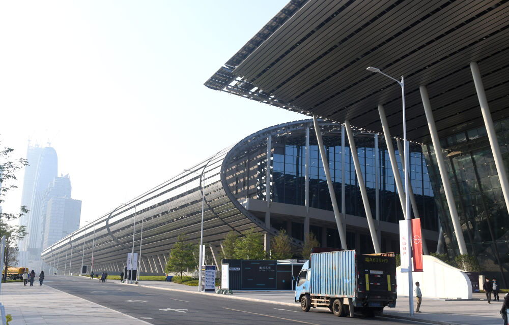 这是2022年12月投入使用的广交会四期展馆.新华社记者卢汉欣 摄