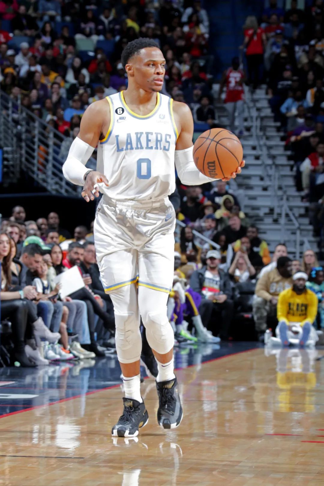 威斯布鲁克凯尔特人传奇罗伯特·帕里什以1611次成为nba历史出场次数