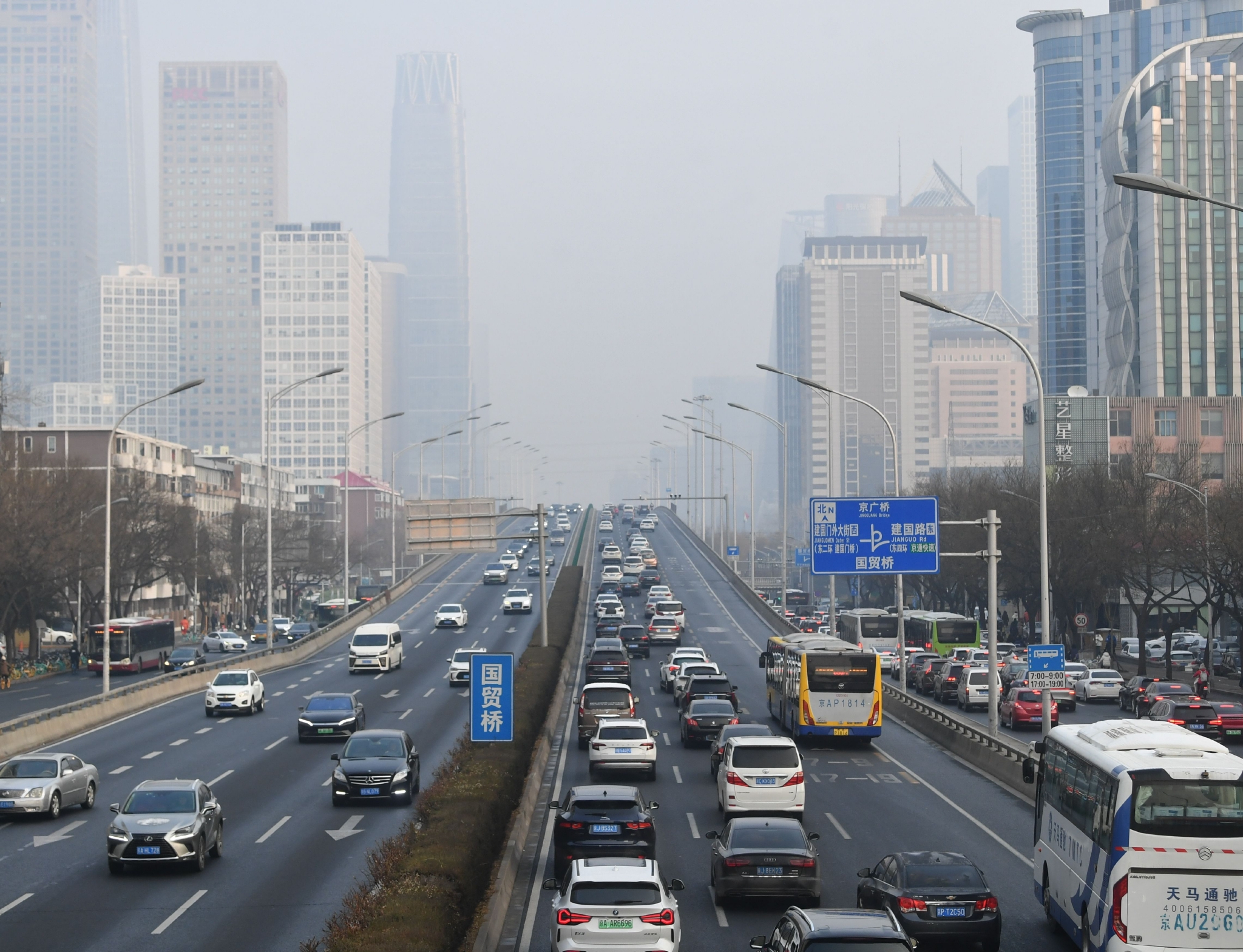 2月10日早高峰时段,北京交通压力尚可,并未出现全路网严重拥堵情况.