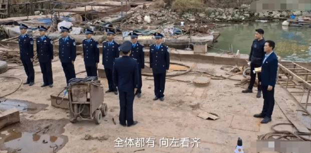 61岁“晚节不保”，名和利，救不了演员吴刚（组图） - 18