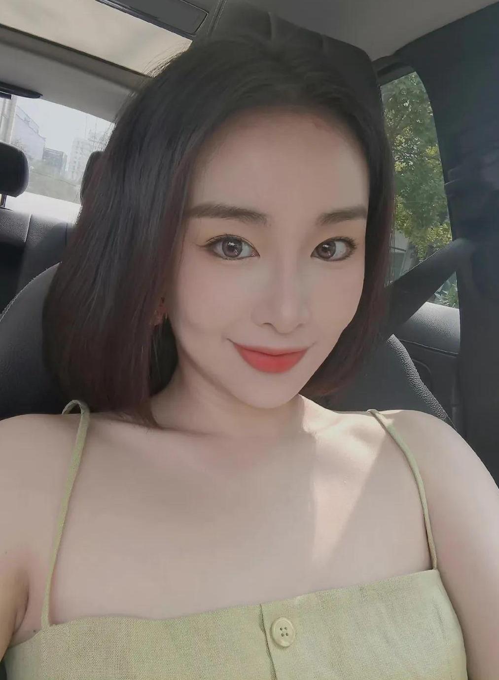 凭《狂飙》“大嫂”一角爆火，高叶：把欲望拍在桌面上不丢人丨幕后·独家休闲区蓝鸢梦想 - Www.slyday.coM