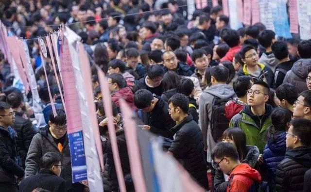 一周热点回顾:江苏:进一步破除职称评价中“唯论文、唯学历、唯资历、唯奖项”不良倾向、全力确保就业形势总体稳定......