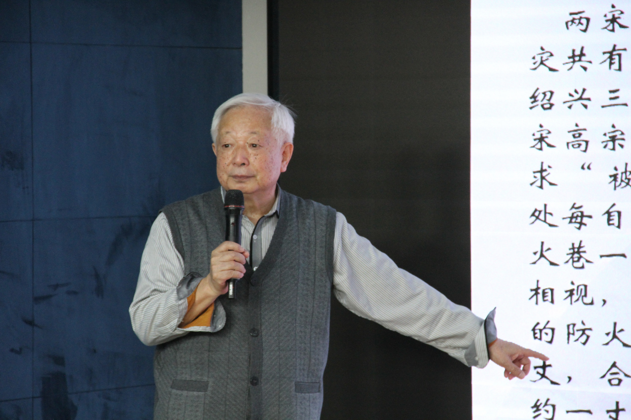 阅读北京｜漫步中轴线上的胡同_手机新浪网