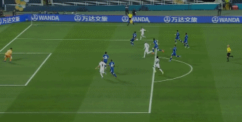 巴尔韦德抢点破门，打入个人本场比赛第二球。