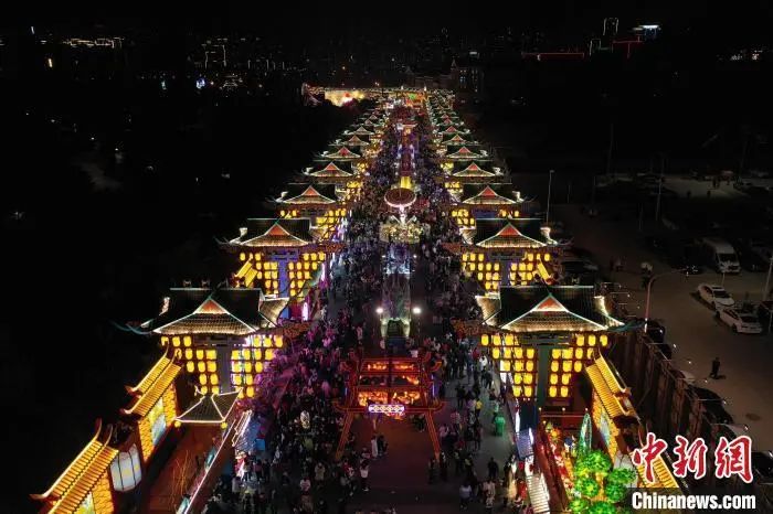 ���ڼ����������������ý���������֮ҹ�������𱬡��Ᾰ ��