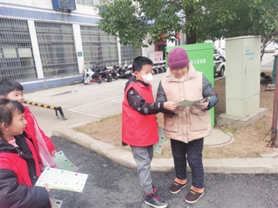 春安里社区：组织未成年人开展垃圾分类科普宣传活动