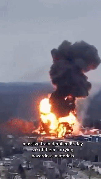 美国“致命火车”脱轨爆炸！剧毒蘑菇云笼罩，大量动物死亡，官方却叫回民众：这里很安全休闲区蓝鸢梦想 - Www.slyday.coM