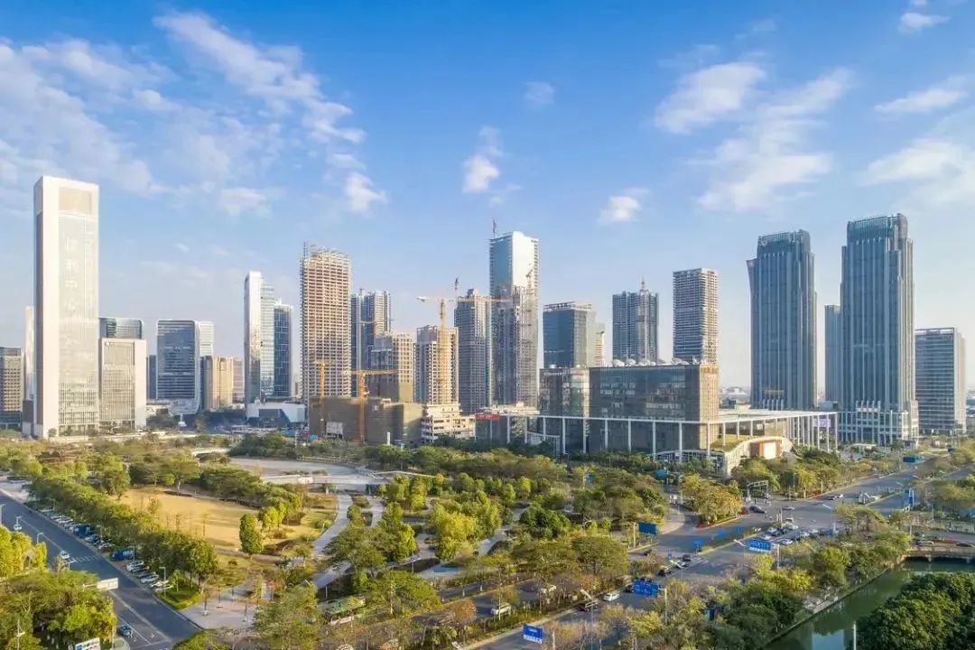 蓬勃发展的佛山新城./佛山日报记者符诗贺摄