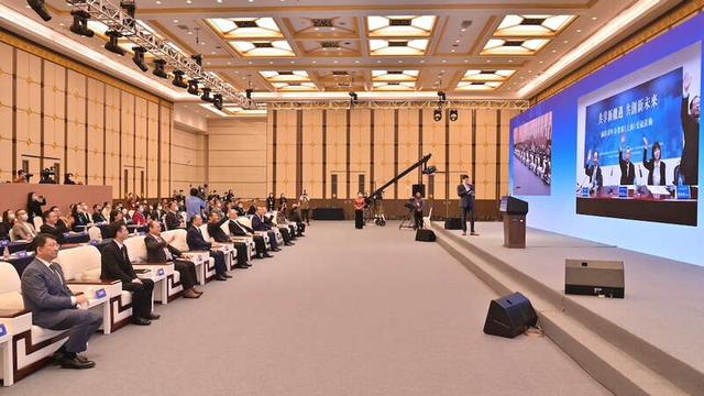 两岸青年企业家(上海)交流活动举行.主办方供图