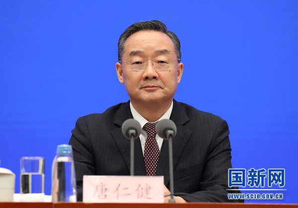 中央农村工作领导小组办公室主任,农业农村部部长唐仁健.徐想/摄