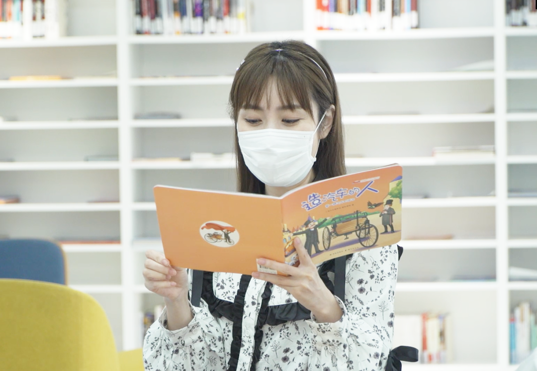 资深少儿节目主持人璐璐姐姐携手小伙伴们一起,前往上海嘉定汽车城,不