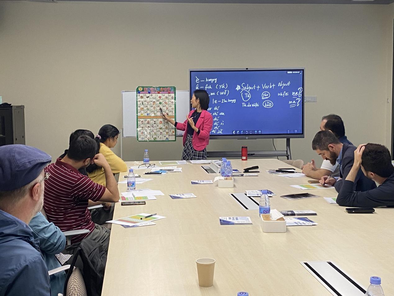 深圳南山区桃源街道境外人员服务站2023中文学习课堂开课__财经头条