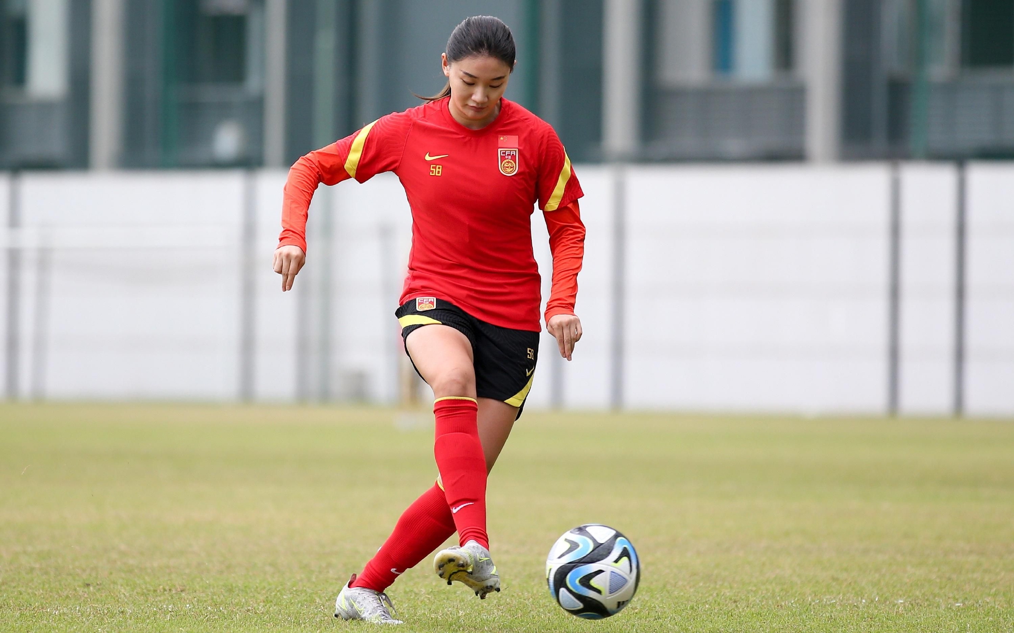 中国女足西班牙拉练首战,王珊珊,方洁助球队逆转|中国女足|方洁|王
