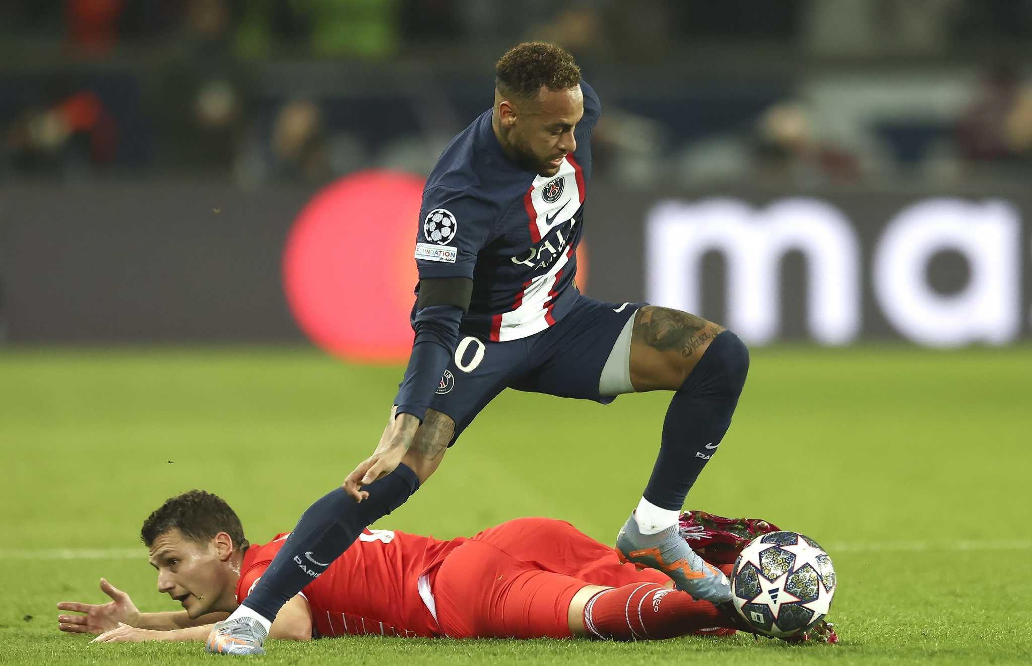 足球——欧冠联赛:拜仁胜巴黎圣日耳曼|巴黎圣日耳曼|拜仁慕尼黑队