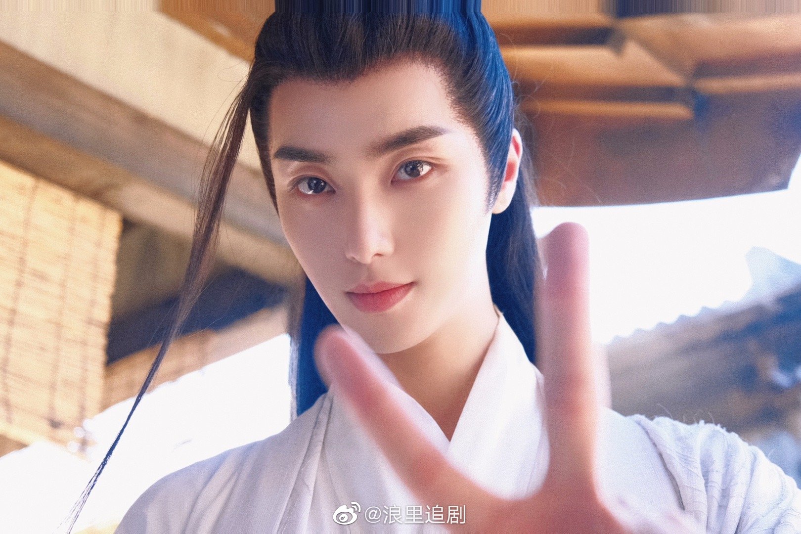 杨超越拍的高寒,妹妹好会拍!|杨超越|打伤_新浪新闻