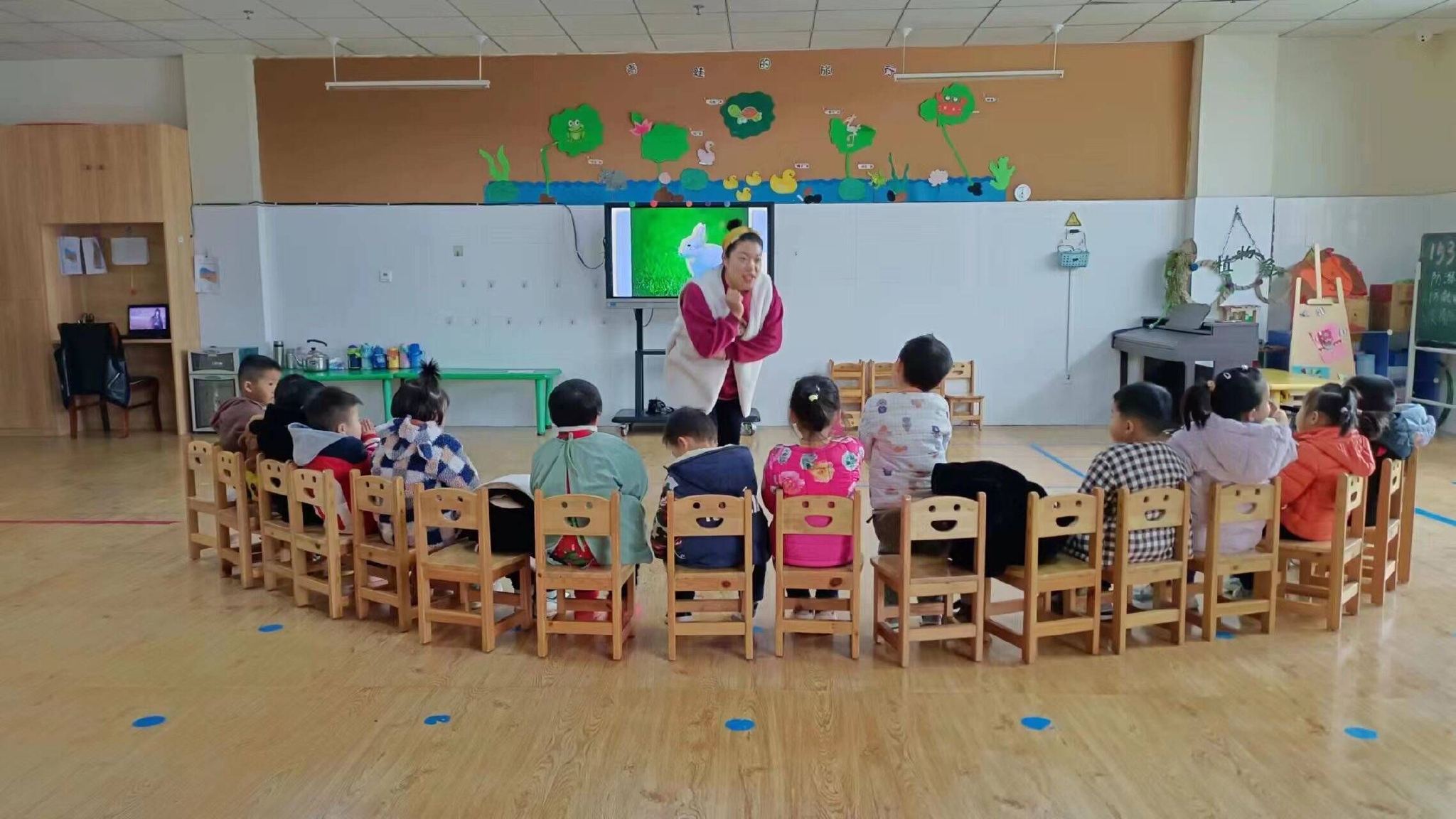 学前教育法实施后，幼儿园还能用网上免费的软件发学生照片吗？