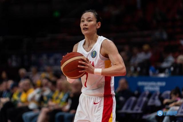 麦穗丰:中国女篮主控杨力维收到wnba洛杉矶火花两年合同邀约|洛杉矶