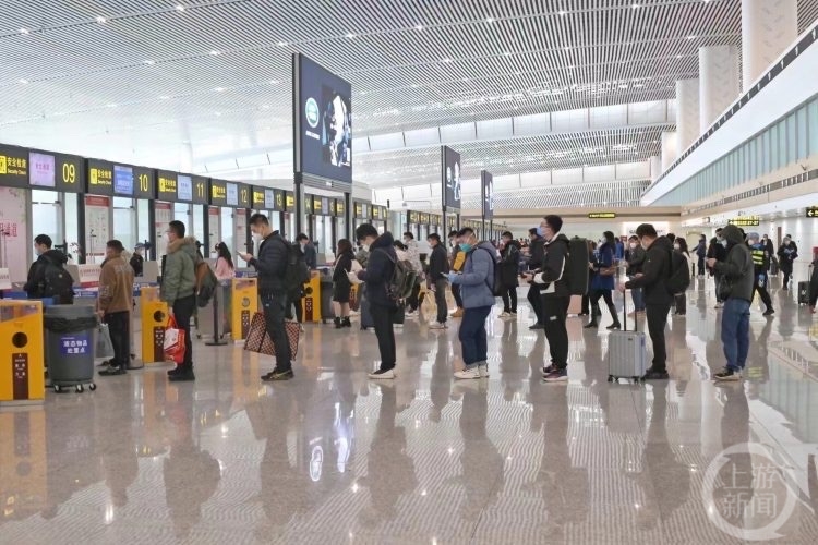 今年春运重庆江北机场累计进出港旅客