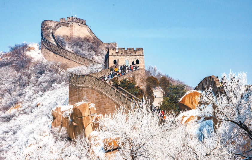 张京科摄春节期间,八达岭滑雪场迎来客流高峰.