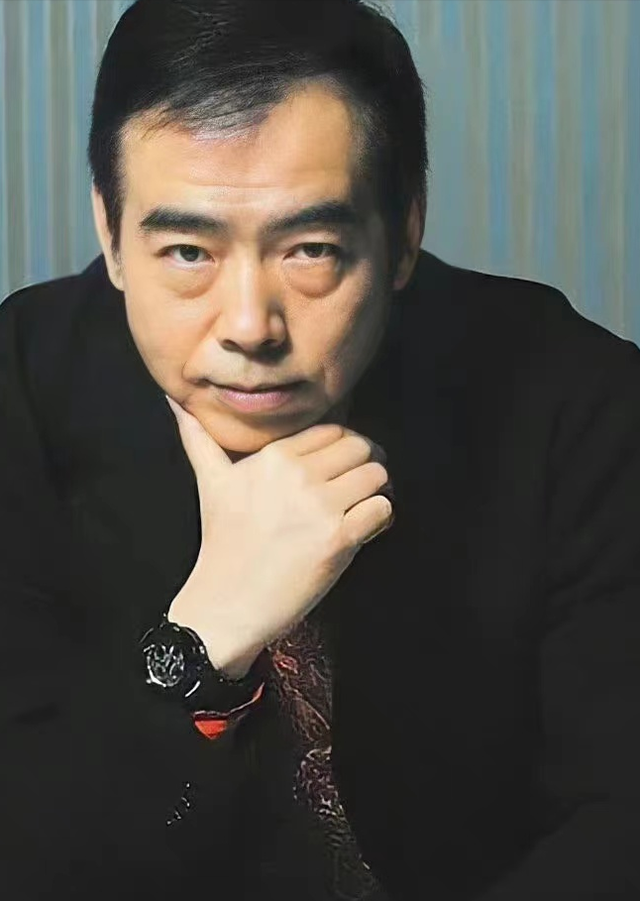 京圈大佬陈凯歌火于霸王别姬卒于阿瑟请坐