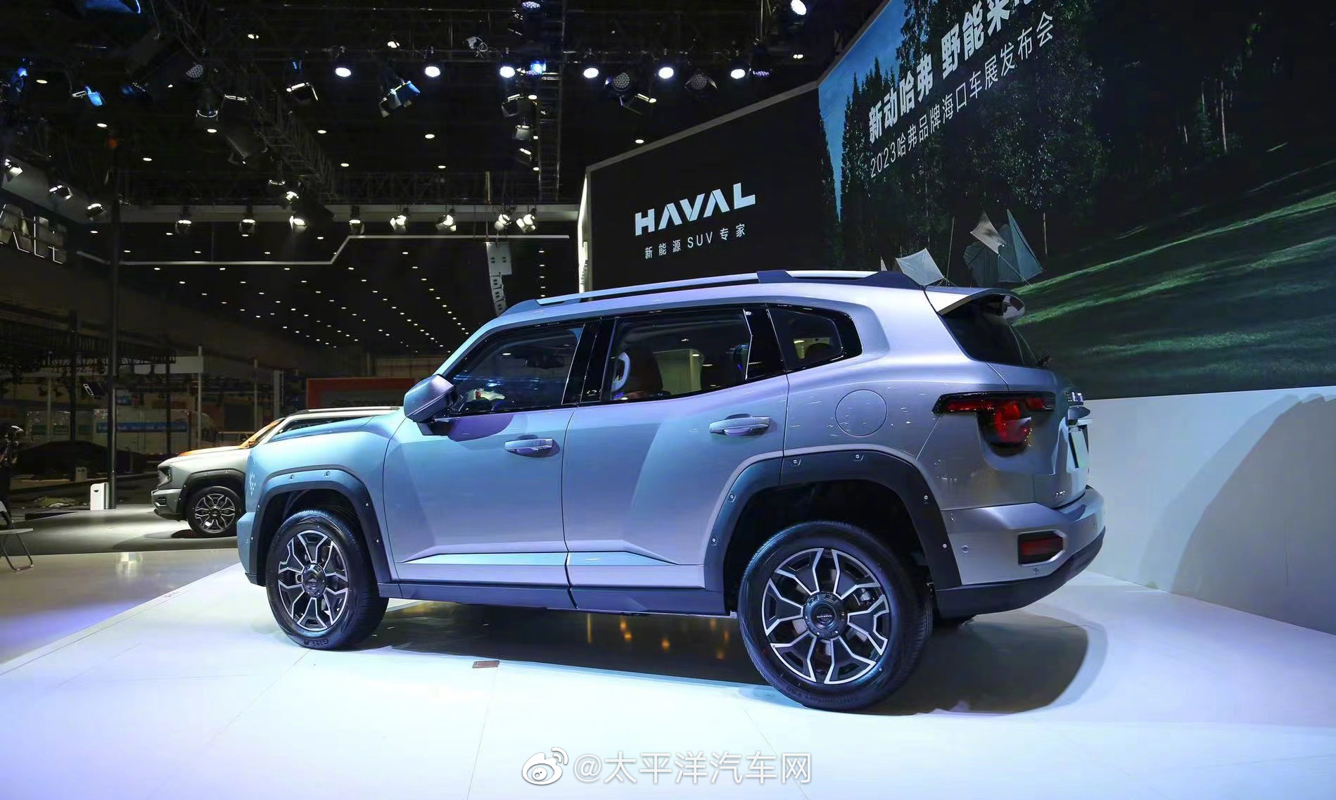 硬派造型插电混动哈弗二代大狗将于2月27日正式上市