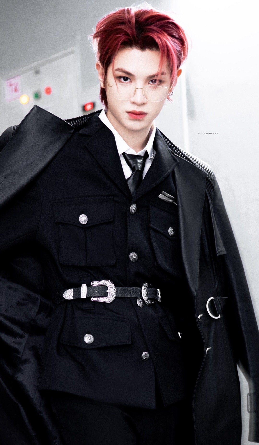 制服红发金丝边眼镜,黄明昊你鲨了我吧!|黄明昊|金丝边|制服_新浪新闻