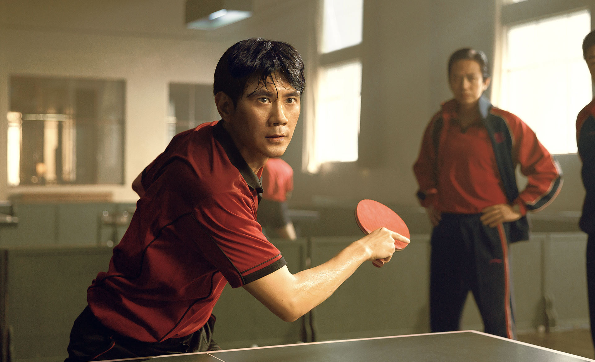 《中国乒乓之绝地反击》剧照.蔡宜达饰龚枫,原型为丁松