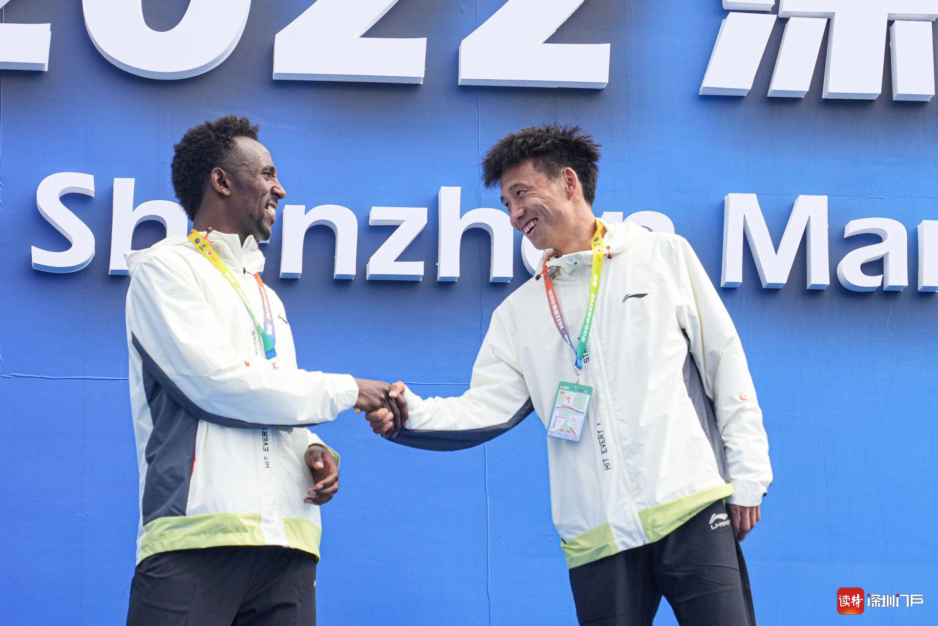 2022深马全马冠军何杰:心里有底是获胜关键!|马拉松|何杰|深马_新浪新闻