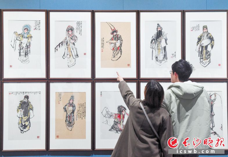 美术馆里感受国画大家的艺术人生（“杜鹃花开 戏韵星城”长沙市杜鹃花艺术节）