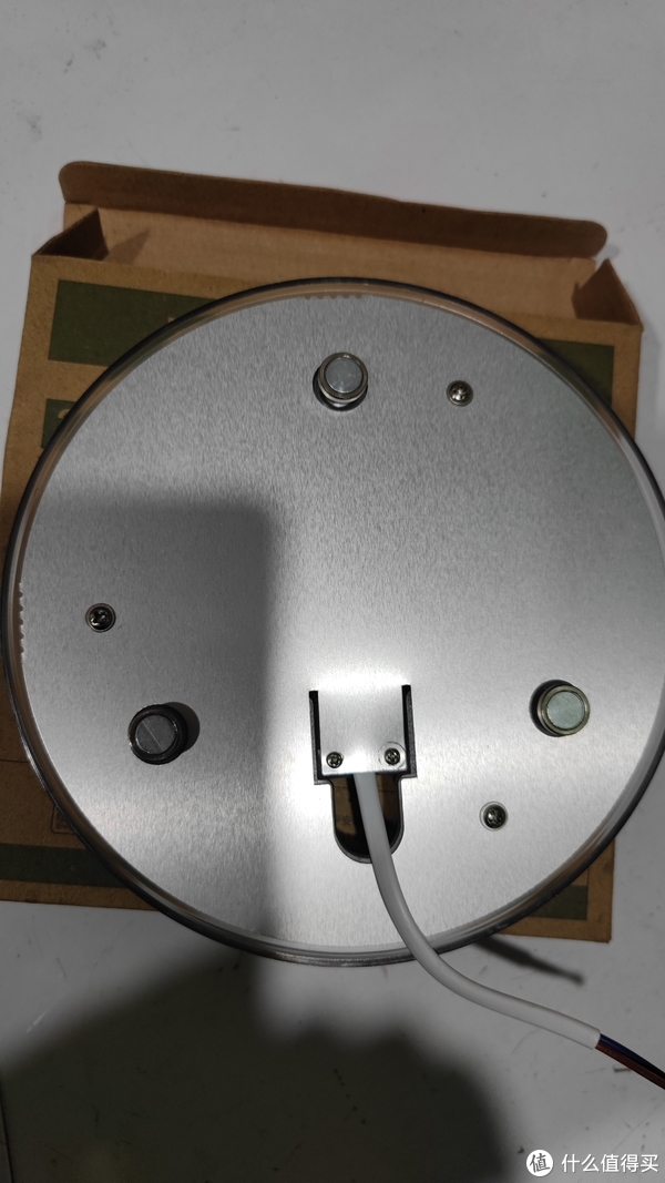 吸顶灯遥控器失灵排查 遥控器失灵常见原因