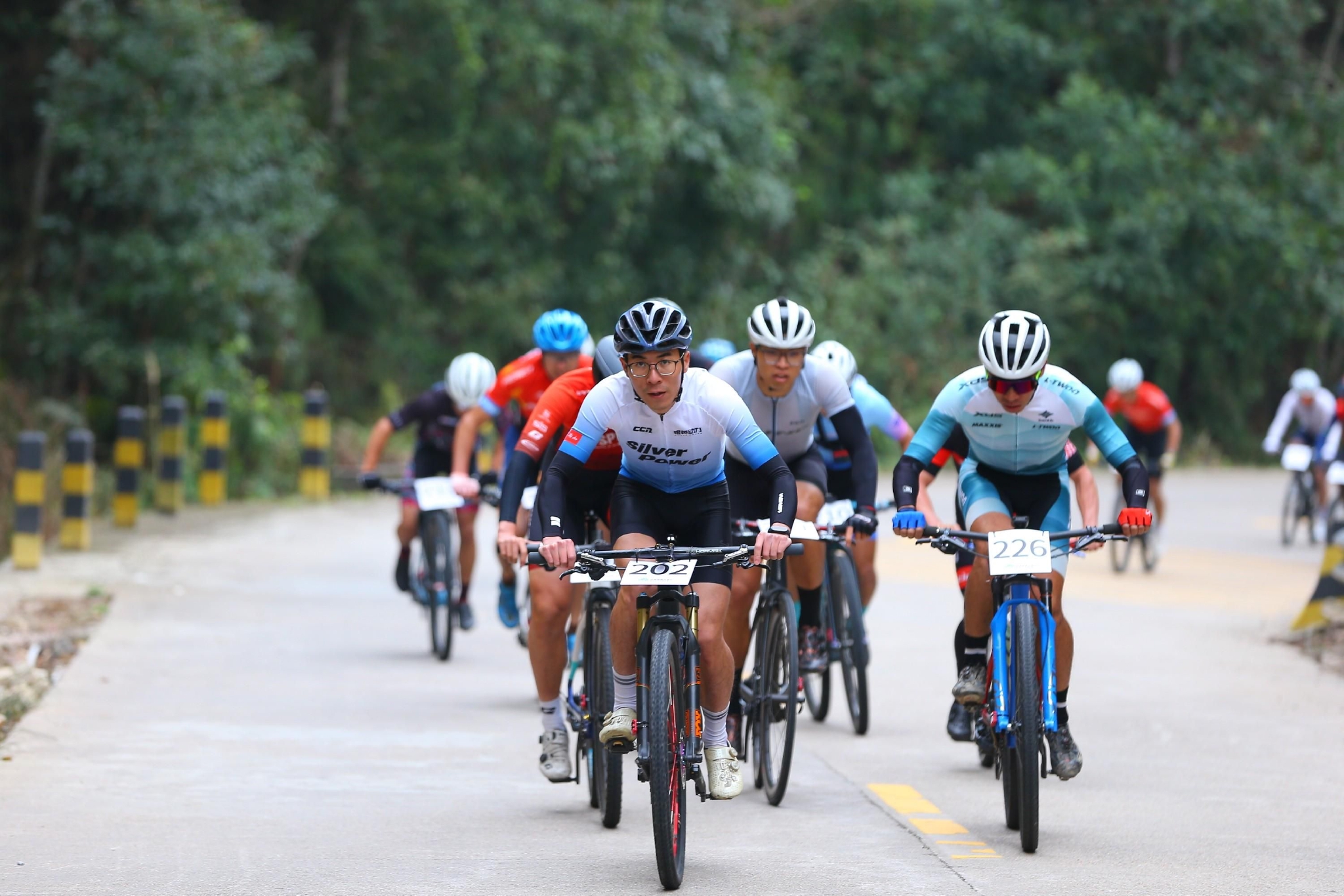 长途骑行选多大排量摩托 摩托车类型怎么选最合适