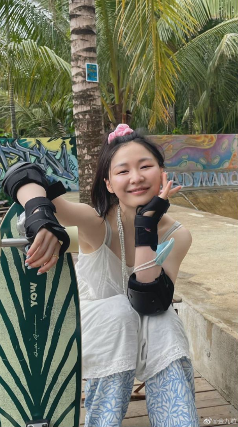 專訪｜演員金靖：外界的評價只是暫時的 - 新浪香港