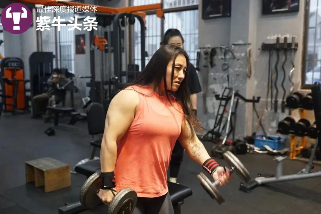 历史的肌肉女神,这位苏州姑娘又跨界成情感博主|健美_新浪财经_新浪网