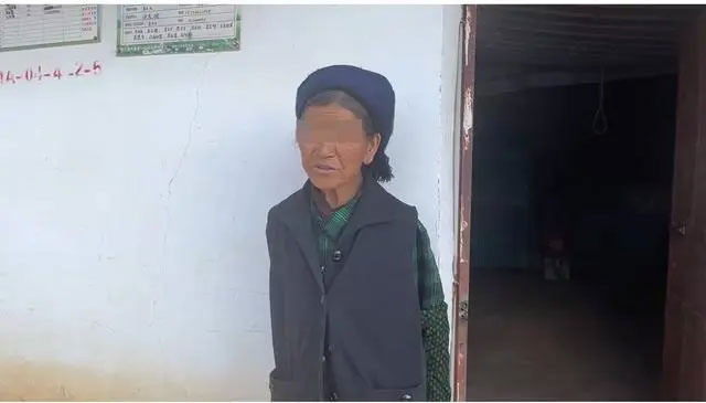 慈善主播在凉山发钱？当事老人：发3000收回2800，还借钱摆拍休闲区蓝鸢梦想 - Www.slyday.coM