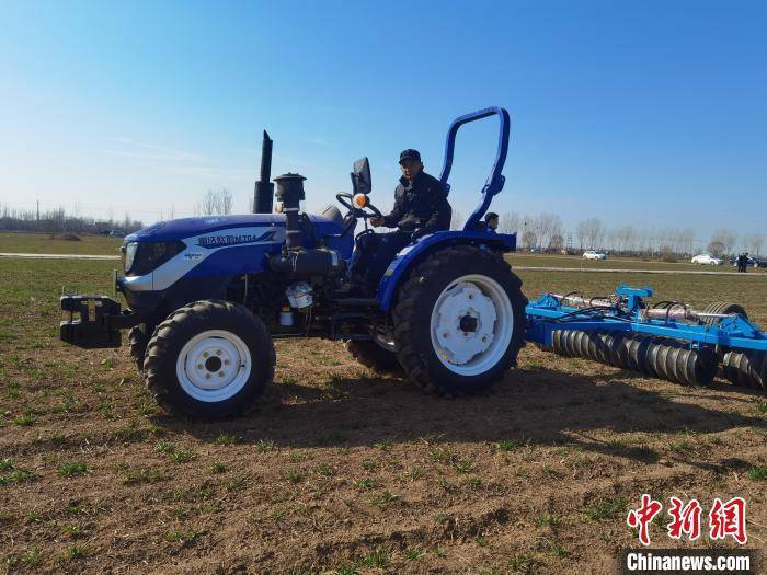 智能农机具亮相河北鸡泽 春耕春管正当时|河北省_新浪财经_新浪网